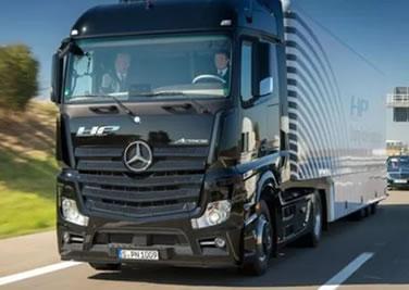 Curvas - Prevenção de capotamento com caminhões